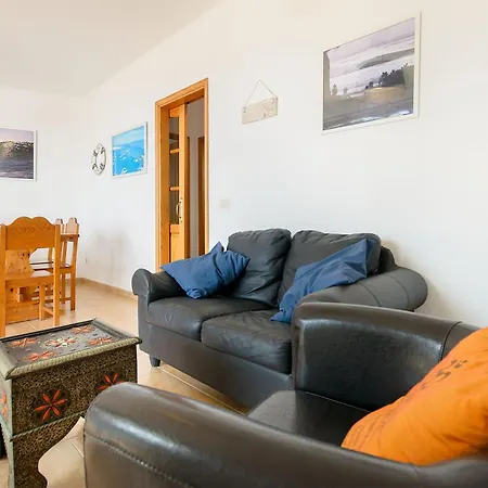 House カレタ・デ・ファマラ